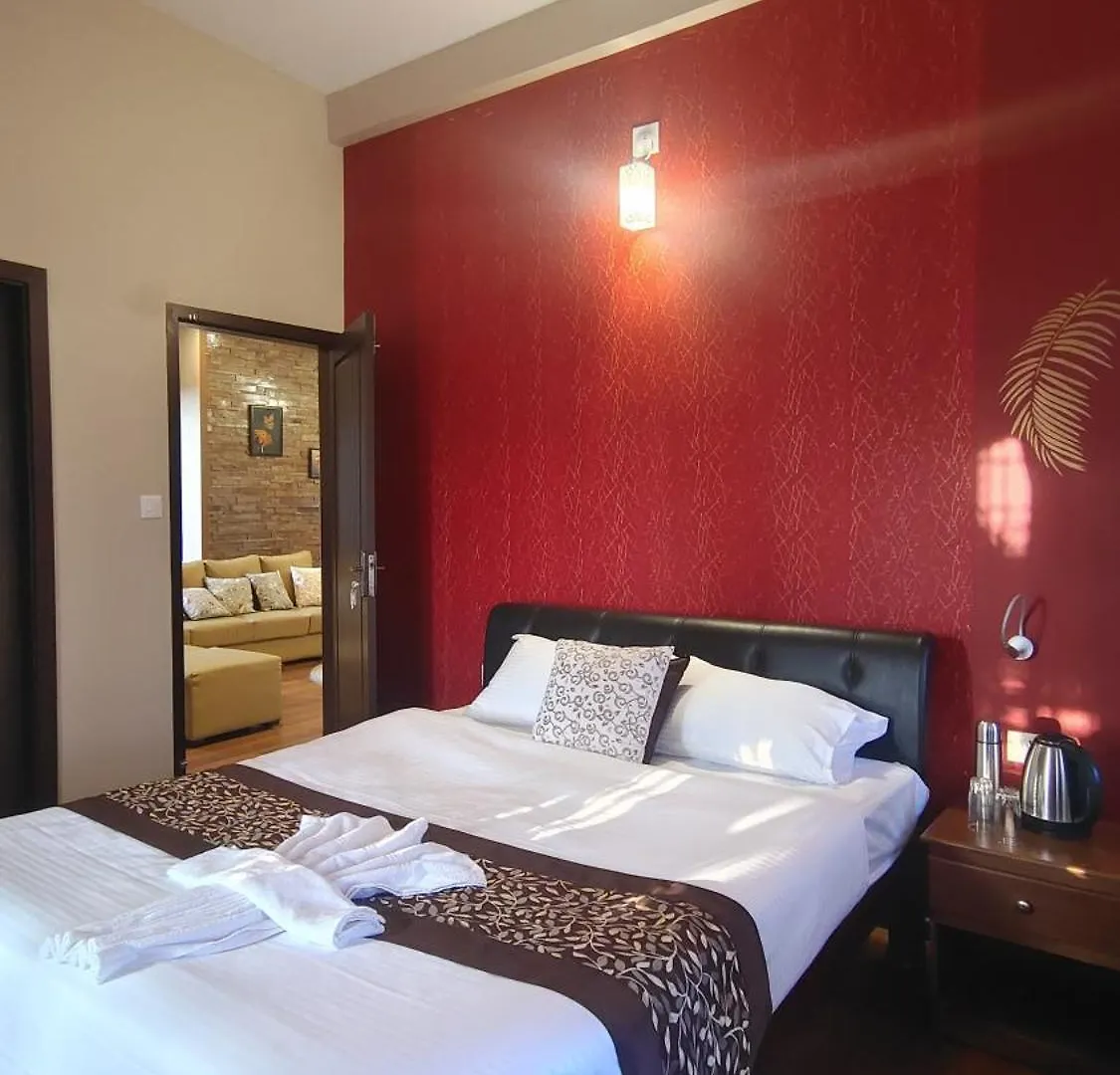 Elys Luxury Villa Pīrmed
